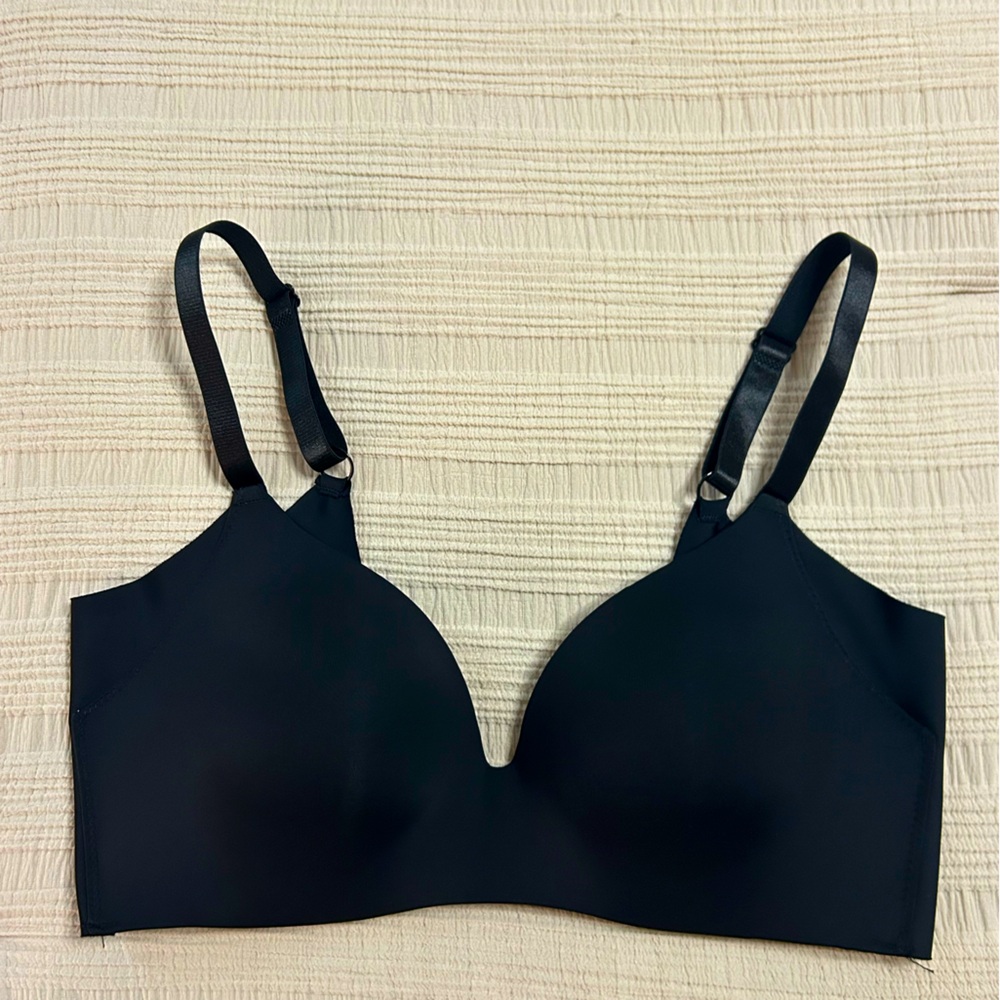 Black Push Up T-Shirt Bra 38C